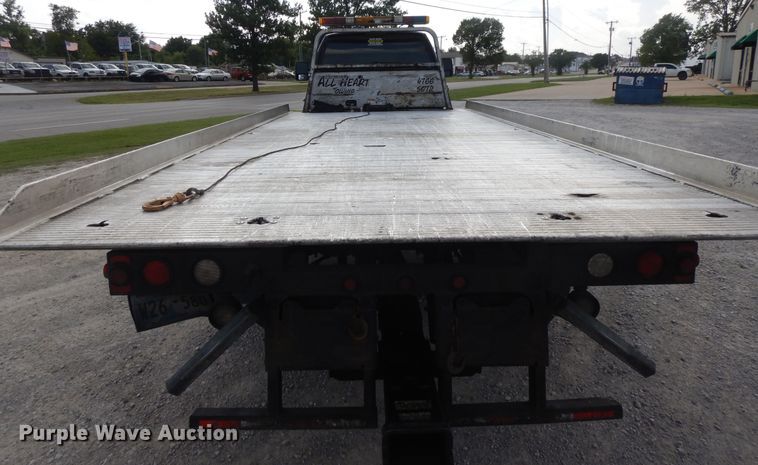 image for item DI7718 2006 Ford F650 Super Duty  rollback truck