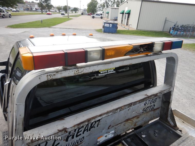 image for item DI7718 2006 Ford F650 Super Duty  rollback truck