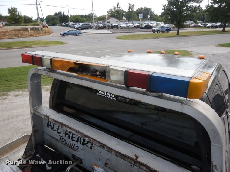 image for item DI7718 2006 Ford F650 Super Duty  rollback truck