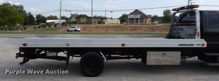 image for item DI7718 2006 Ford F650 Super Duty  rollback truck