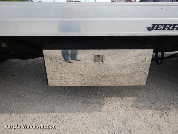 image for item DI7718 2006 Ford F650 Super Duty  rollback truck