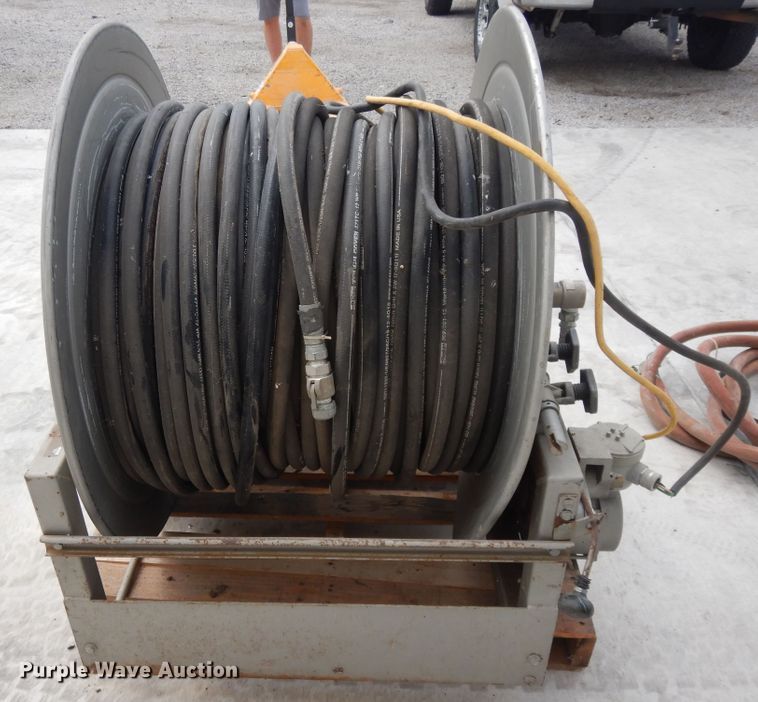 image for item DI7727 Electric hose reel