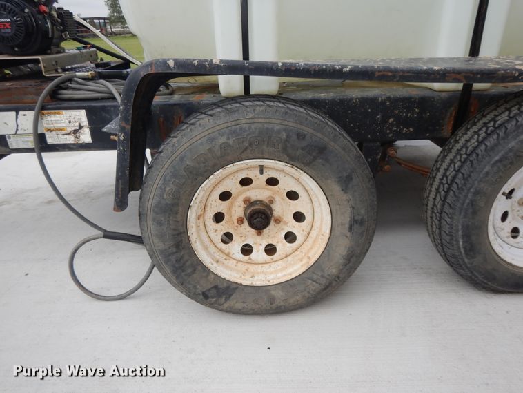 image for item DI7729 2006 Multiquip pressure washer trailer
