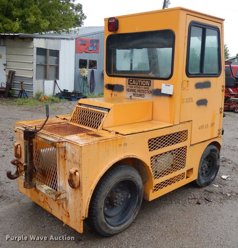 image for item DI7731 1999 Eagle TN4 tug