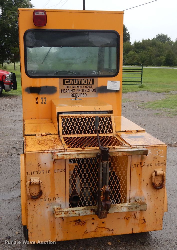 image for item DI7731 1999 Eagle TN4 tug