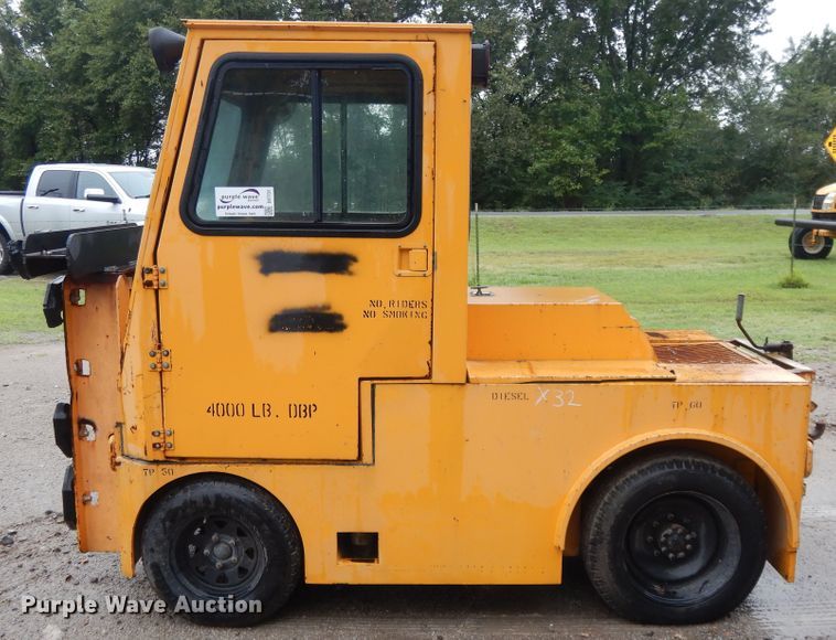 image for item DI7731 1999 Eagle TN4 tug