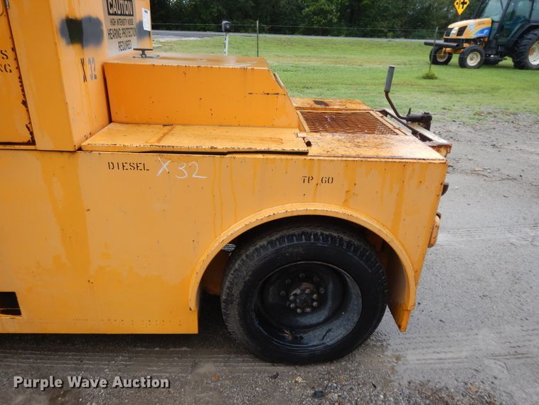 image for item DI7731 1999 Eagle TN4 tug