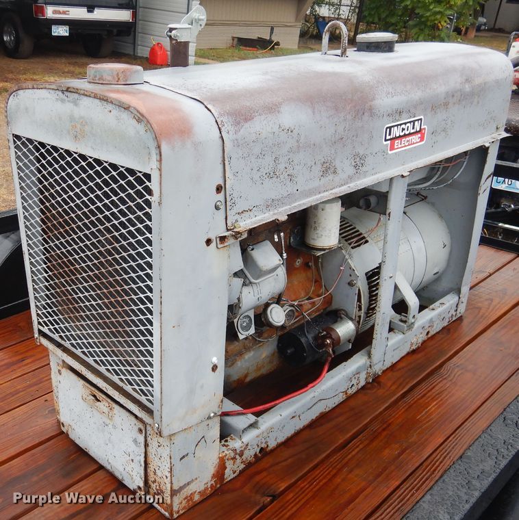 image for item DJ1058 1969 Lincoln Redface SA200 welder