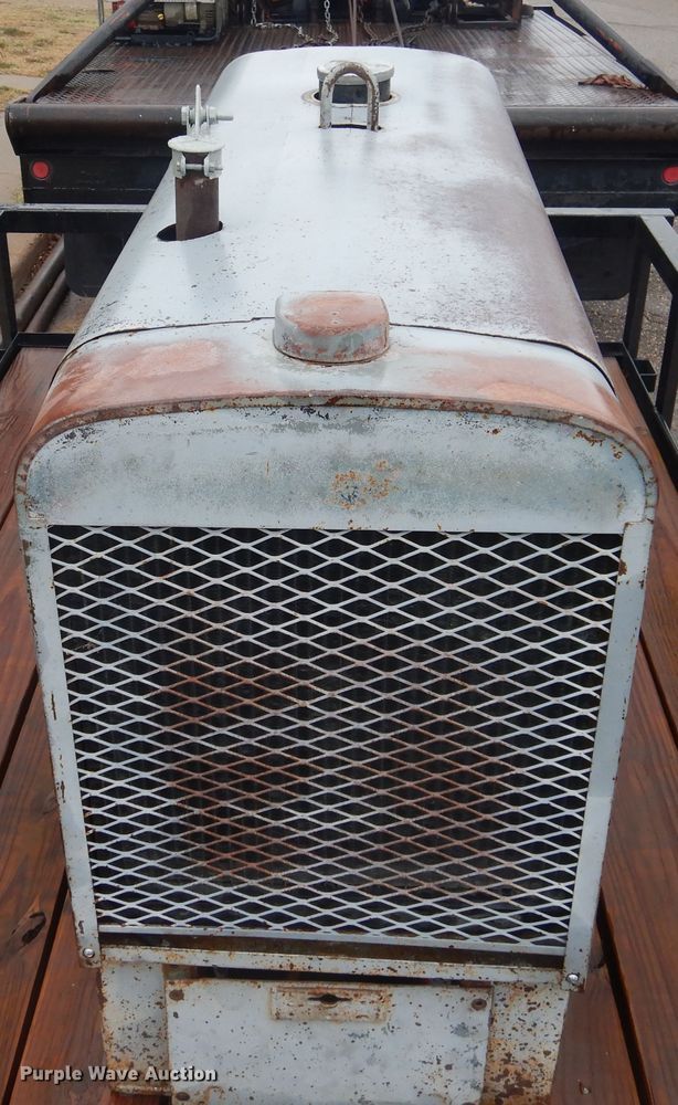 image for item DJ1058 1969 Lincoln Redface SA200 welder