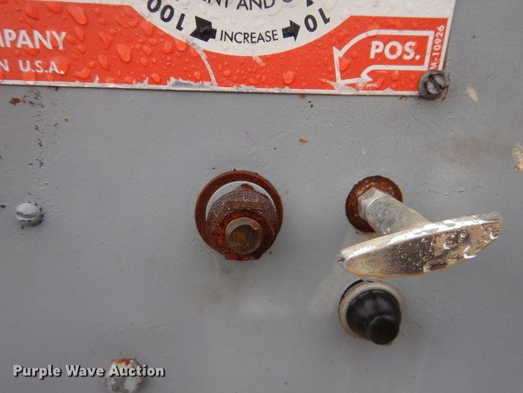 image for item DJ1058 1969 Lincoln Redface SA200 welder