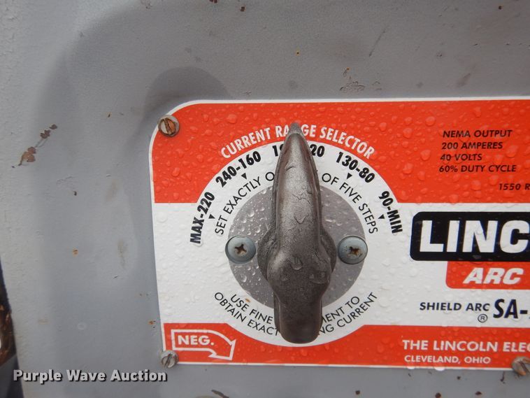 image for item DJ1058 1969 Lincoln Redface SA200 welder