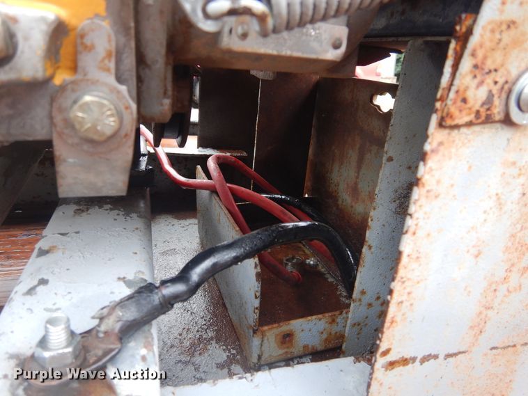 image for item DJ1058 1969 Lincoln Redface SA200 welder