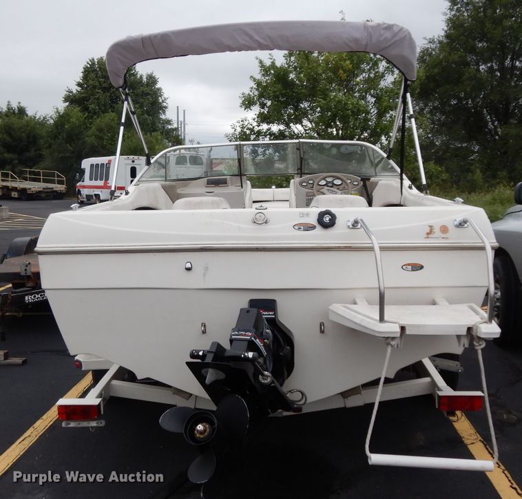 image for item DJ4486 1999 Bayliner Capri  boat