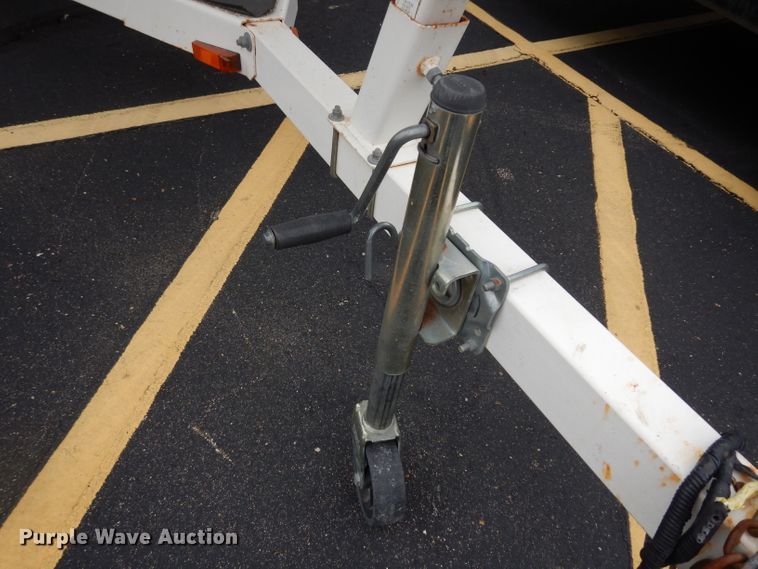 image for item DJ4486 1999 Bayliner Capri  boat