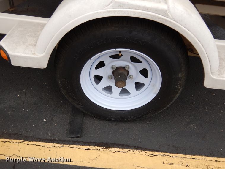 image for item DJ4486 1999 Bayliner Capri  boat