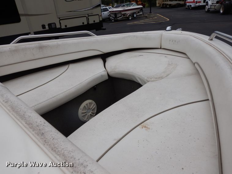 image for item DJ4486 1999 Bayliner Capri  boat