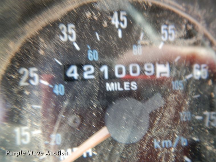 image for item DJ6505 1993 Mack RD688S  flatbed truck with fluid mixing system