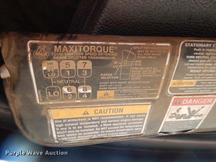 image for item DJ6505 1993 Mack RD688S  flatbed truck with fluid mixing system