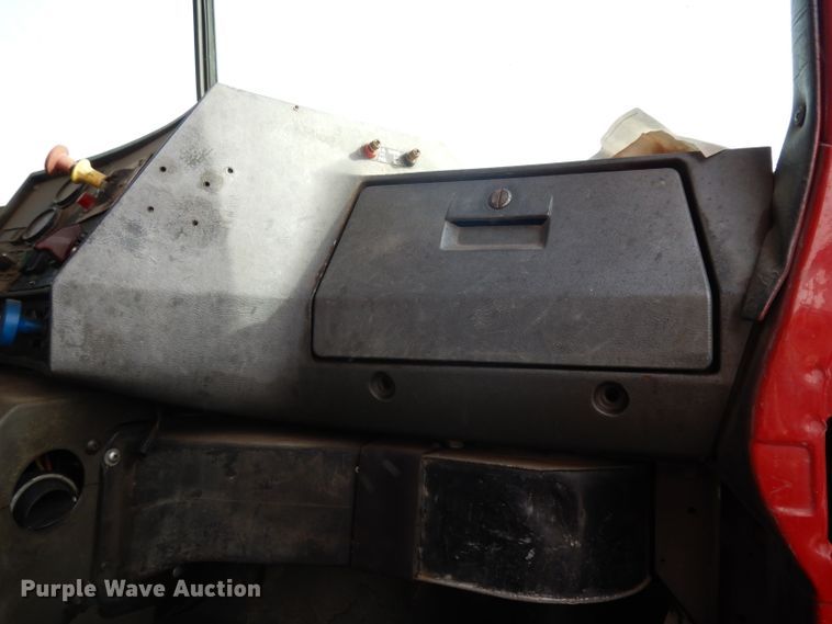 image for item DJ6505 1993 Mack RD688S  flatbed truck with fluid mixing system