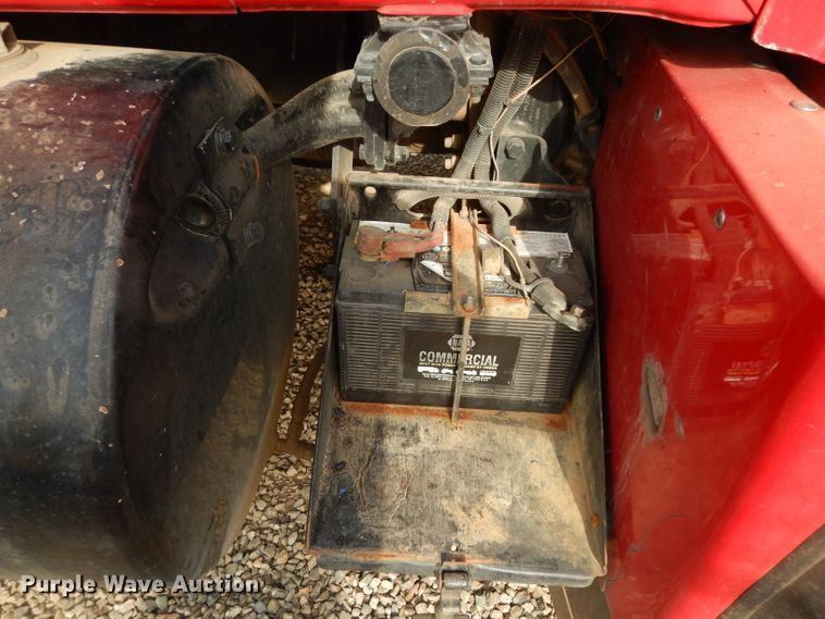 image for item DJ6505 1993 Mack RD688S  flatbed truck with fluid mixing system