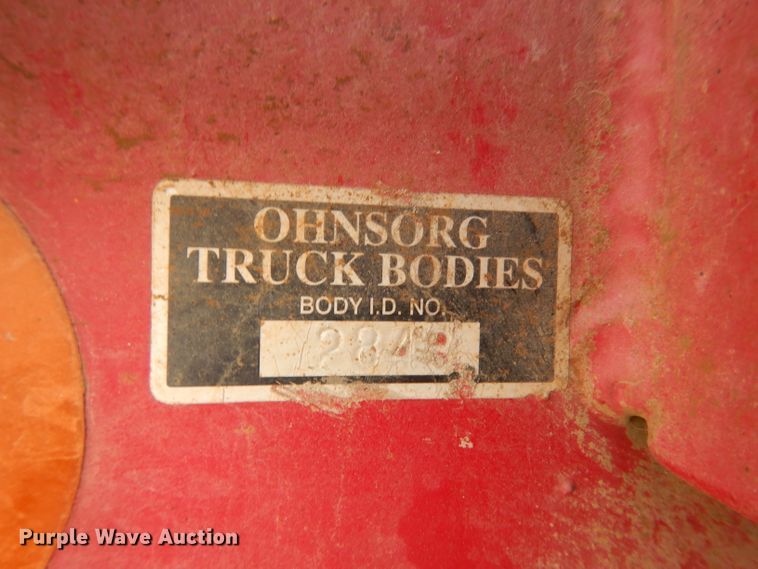 image for item DJ6505 1993 Mack RD688S  flatbed truck with fluid mixing system