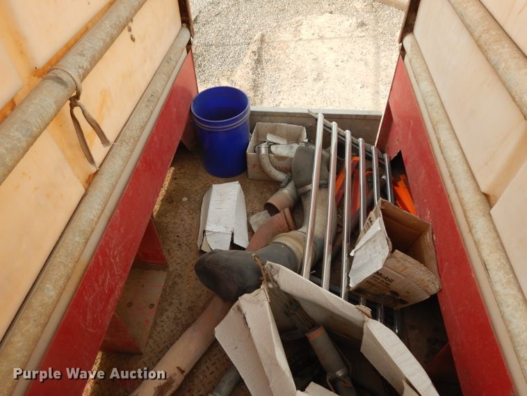 image for item DJ6505 1993 Mack RD688S  flatbed truck with fluid mixing system