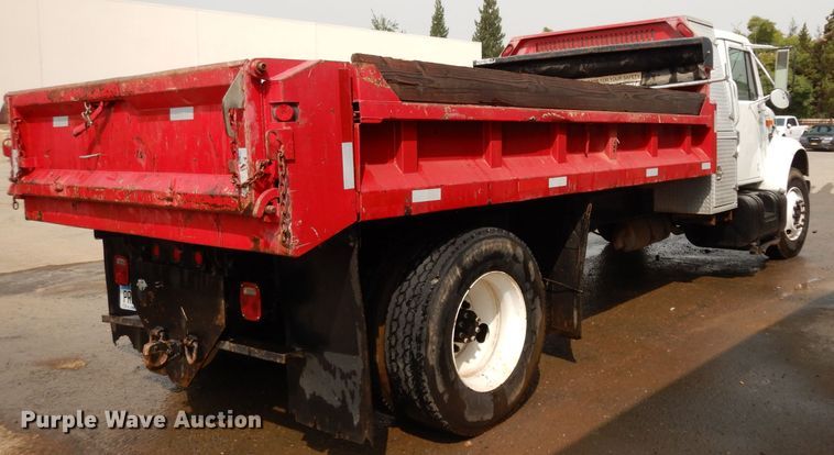image for item DJ6506 2001 International 4700  dump truck