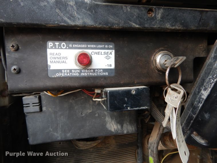 image for item DJ6506 2001 International 4700  dump truck