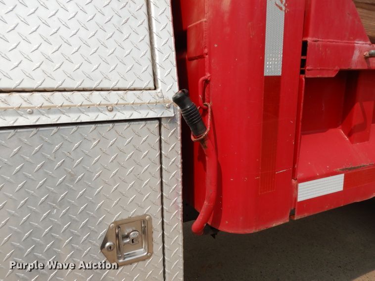 image for item DJ6506 2001 International 4700  dump truck