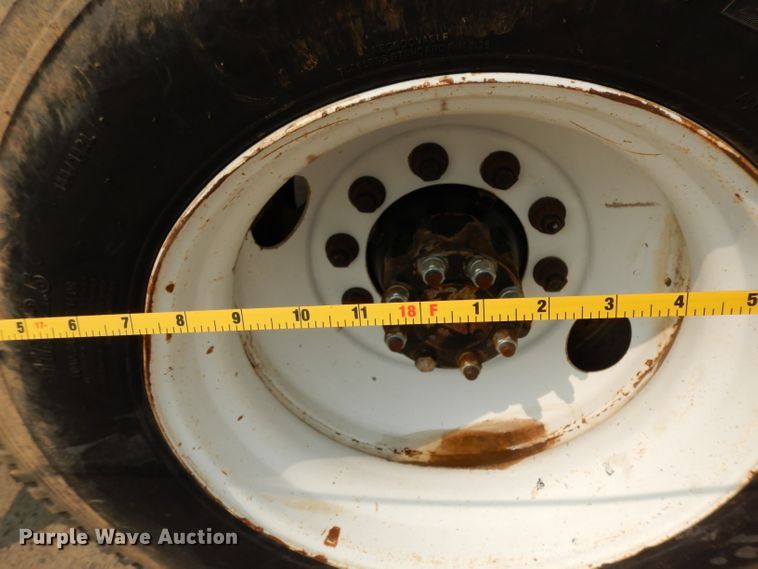 image for item DJ6506 2001 International 4700  dump truck