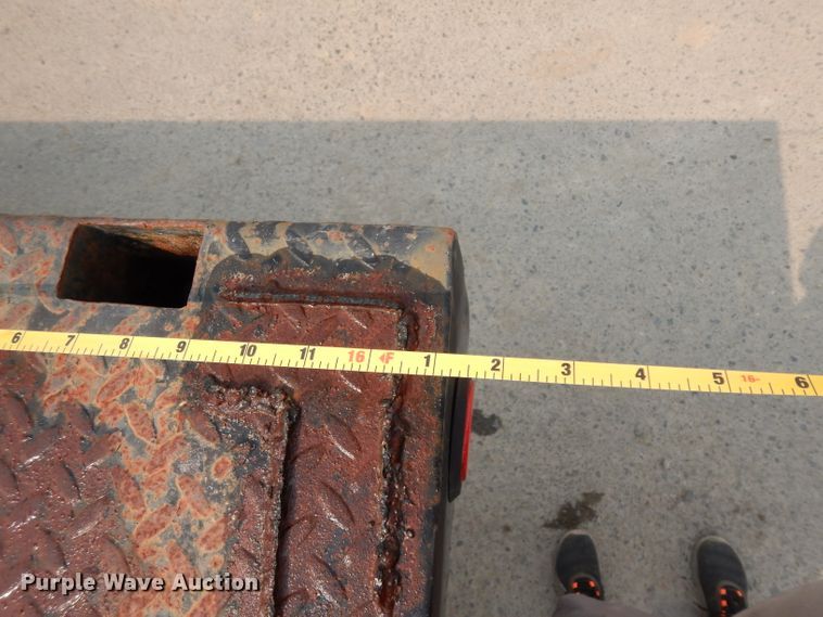 image for item DJ6507 1998 International 4900  flatbed truck