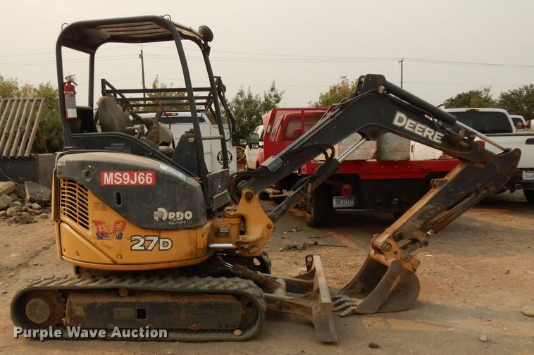 image for item DJ6508 2011 John Deere 27D  mini excavator