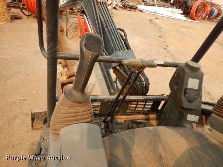 image for item DJ6508 2011 John Deere 27D  mini excavator