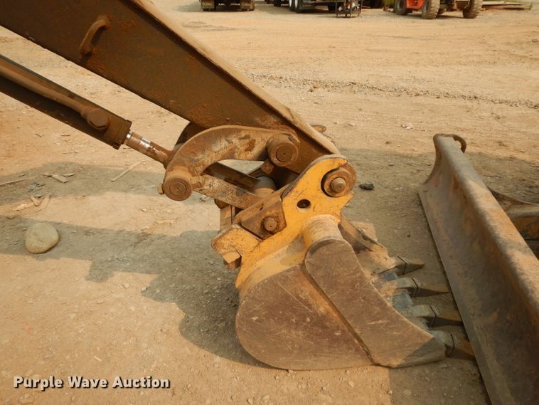 image for item DJ6508 2011 John Deere 27D  mini excavator