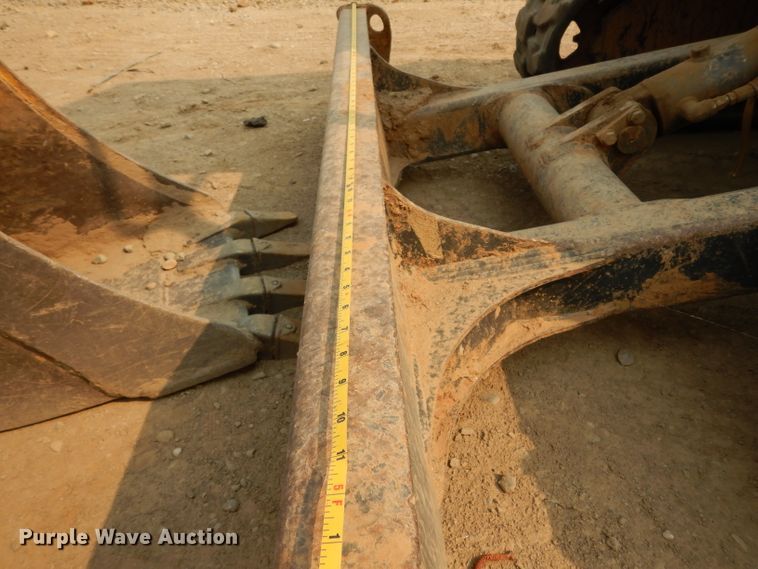 image for item DJ6508 2011 John Deere 27D  mini excavator