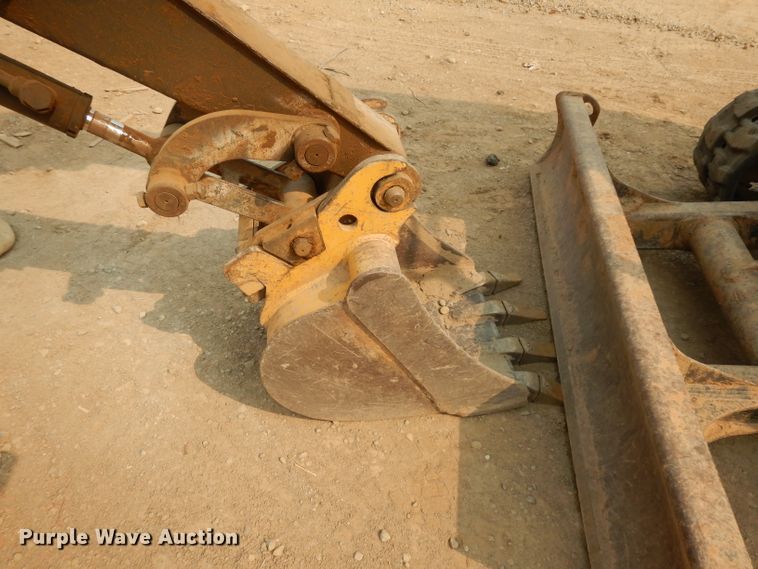 image for item DJ6508 2011 John Deere 27D  mini excavator