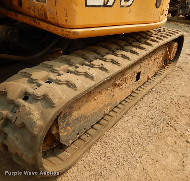 image for item DJ6508 2011 John Deere 27D  mini excavator