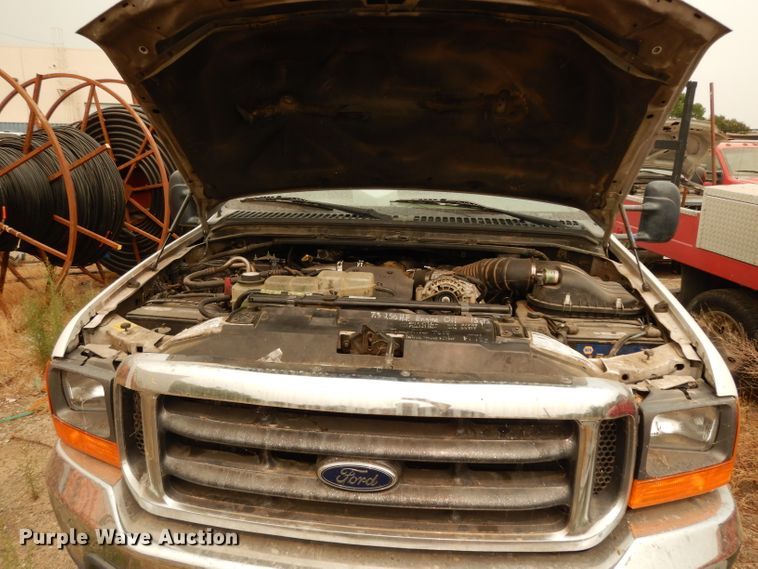 image for item DJ6515 2001 Ford F450 Super Duty  utility truck