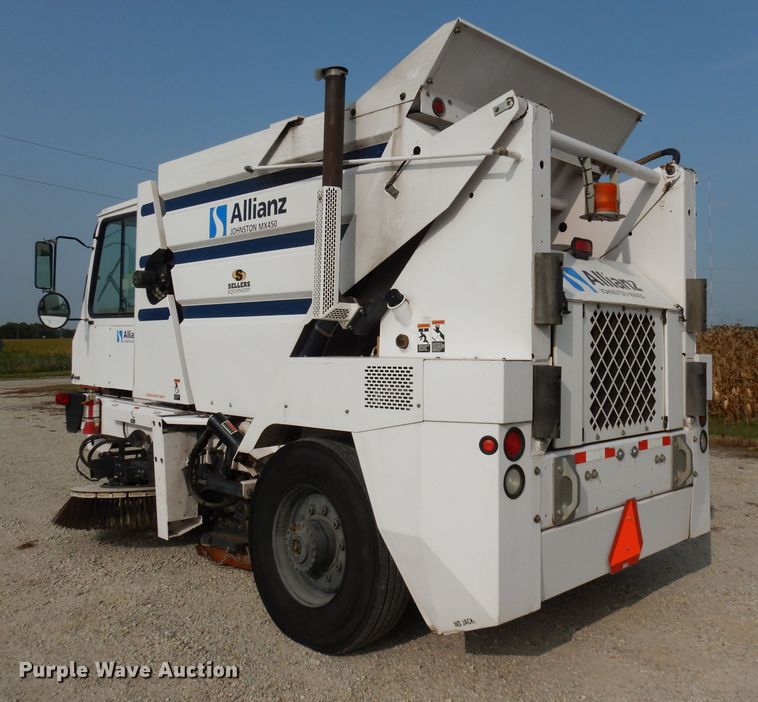 image for item DJ6782 2009 Allianz Johnston MX450  street sweeper