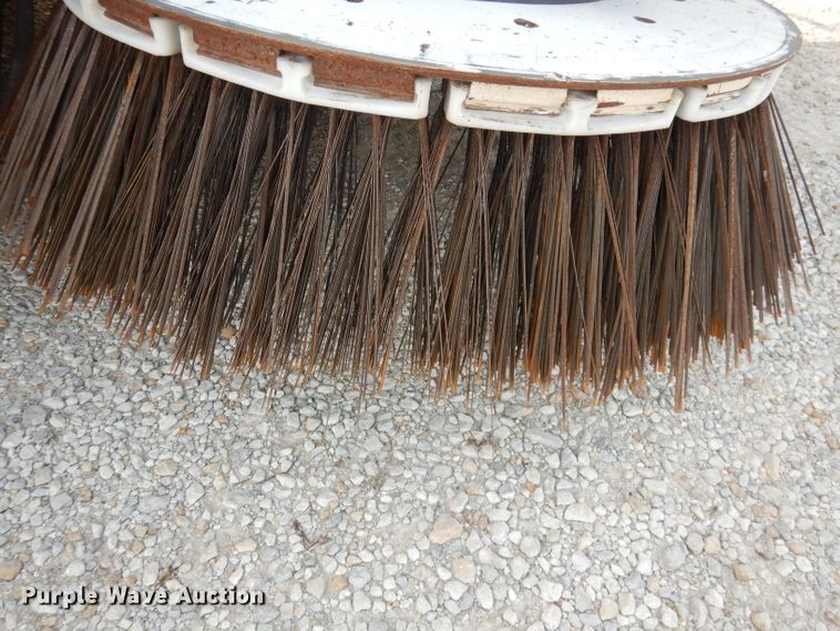 image for item DJ6782 2009 Allianz Johnston MX450  street sweeper