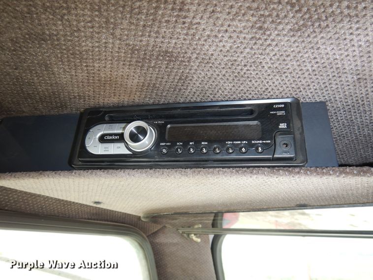 image for item DJ6782 2009 Allianz Johnston MX450  street sweeper