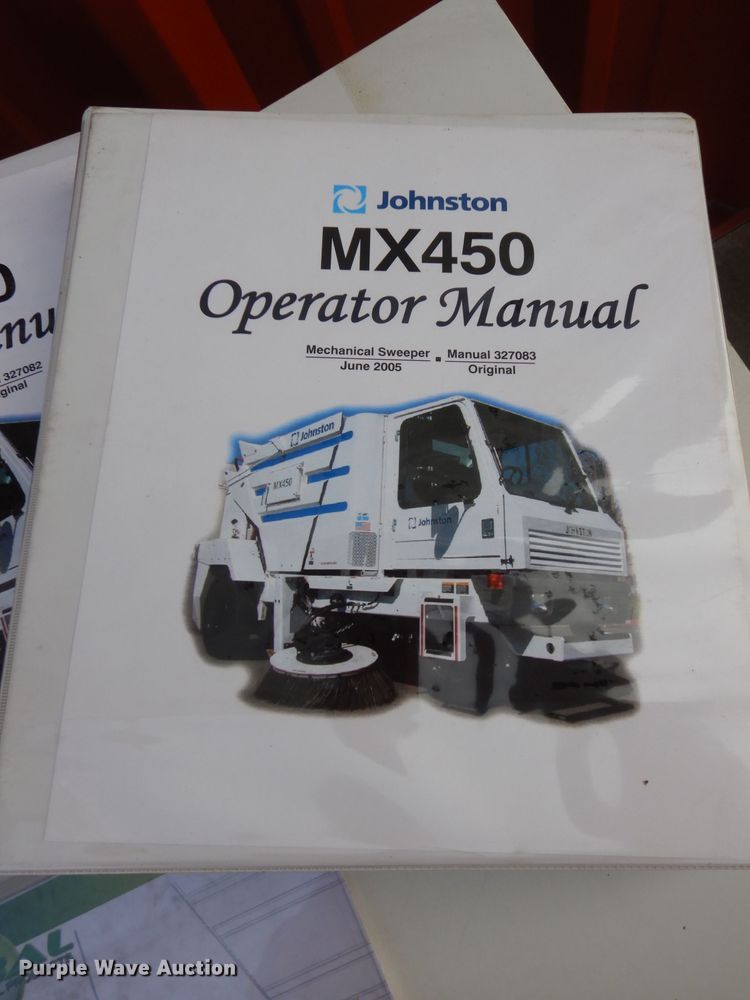 image for item DJ6782 2009 Allianz Johnston MX450  street sweeper