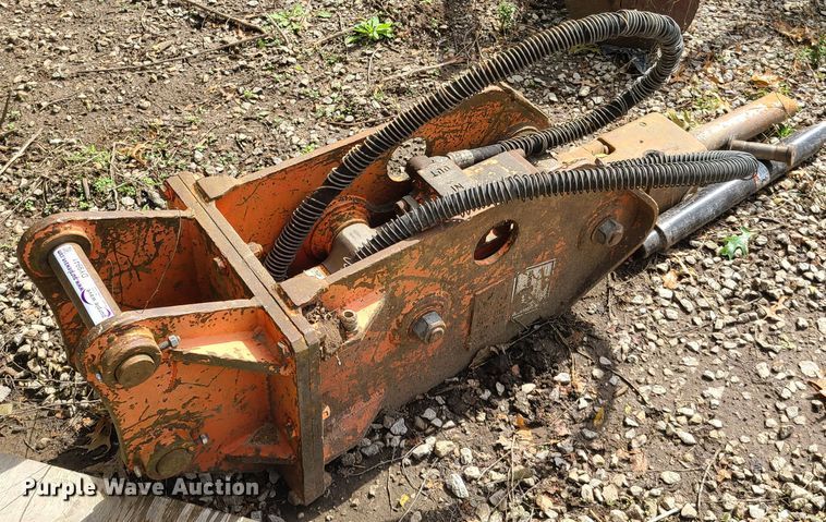 image for item DY9941 NPK GH-3 breaker