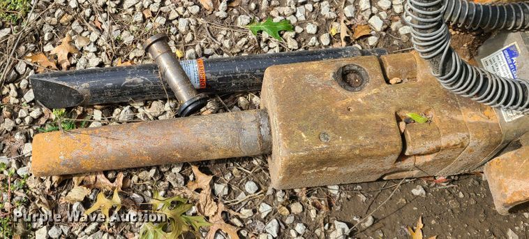 image for item DY9941 NPK GH-3 breaker