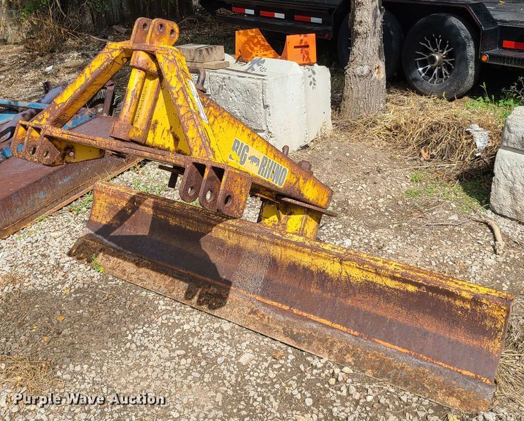 image for item DY9944 Rhino blade