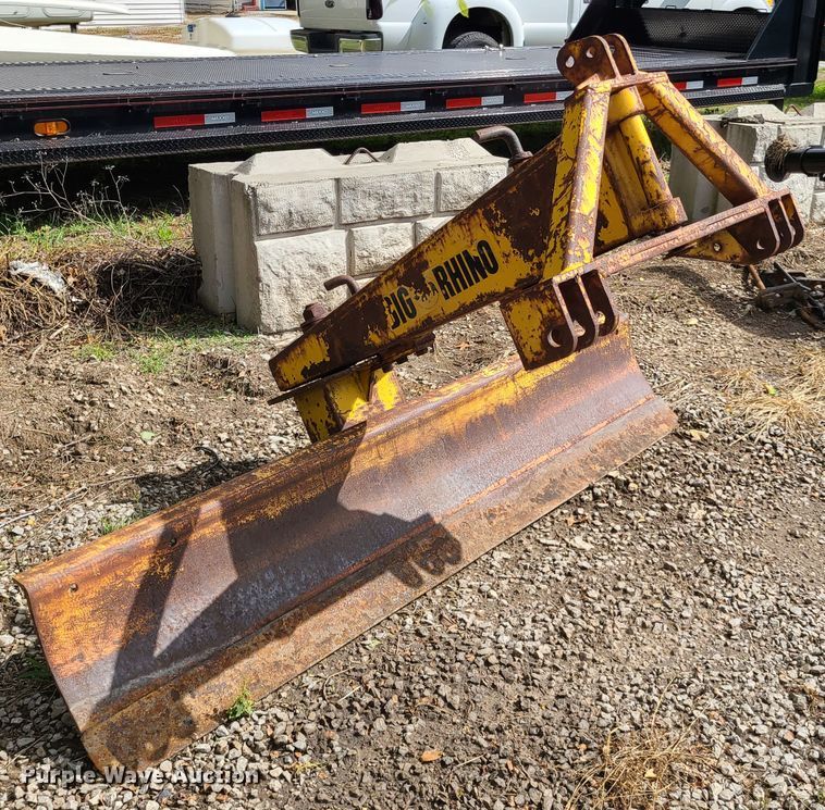 image for item DY9944 Rhino blade