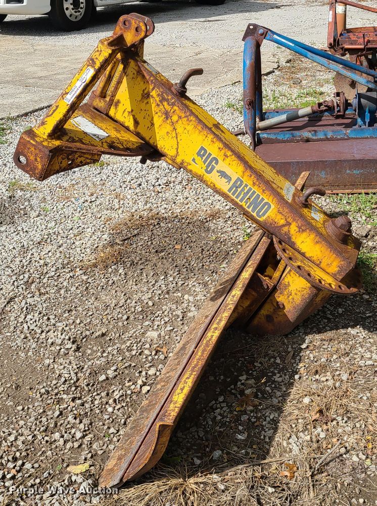 image for item DY9944 Rhino blade