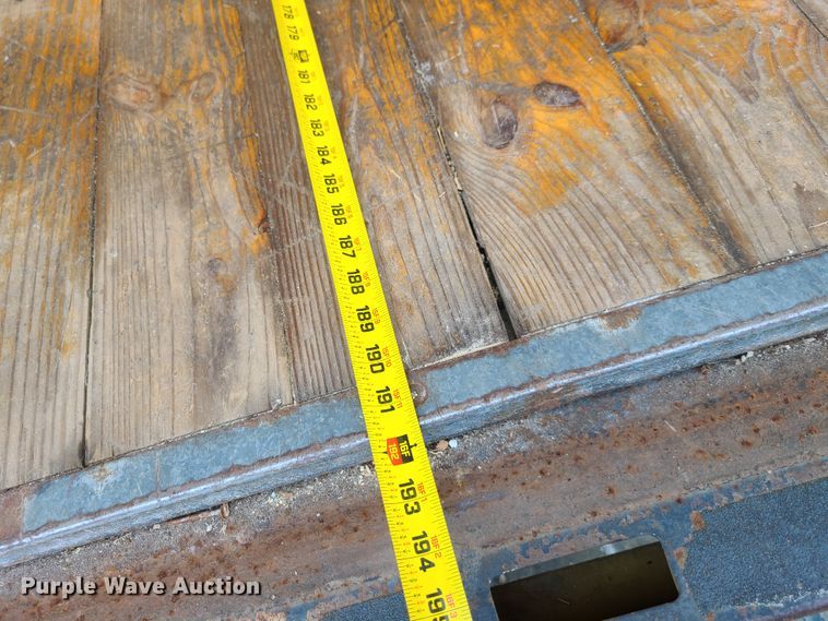 image for item EL9995 2004 Ford E450  box truck