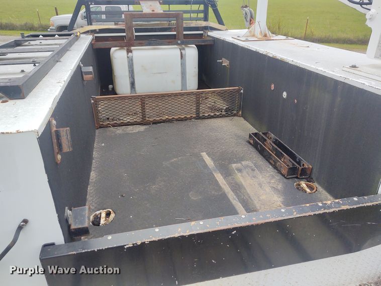 image for item EQ9422 IMT utility bed