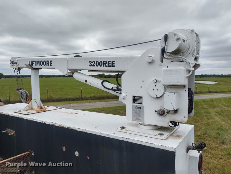 image for item EQ9422 IMT utility bed